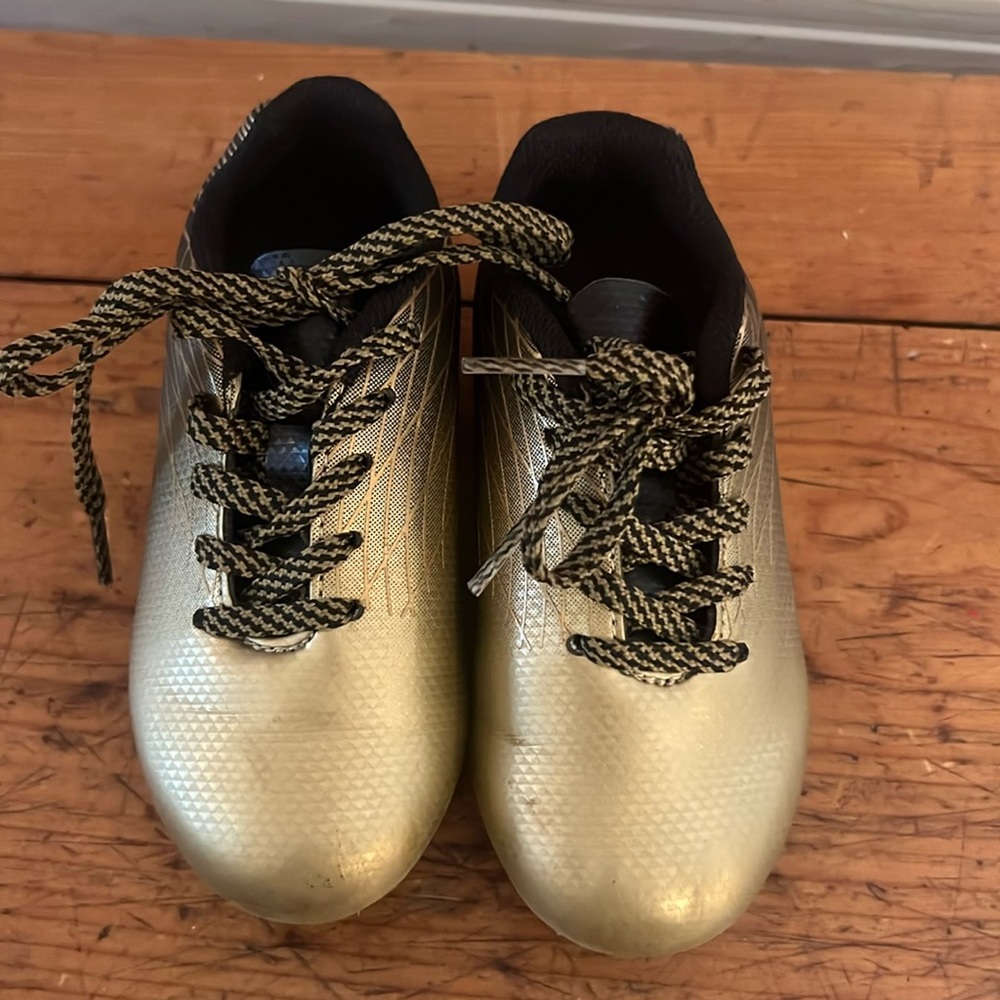 DSG black and gold soccer cleats toddler size 8